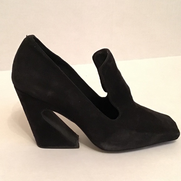 Jeffrey Campbell Shoes - Vintage Black Shoes size 7,5